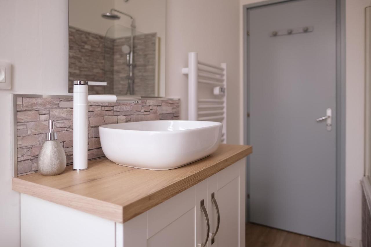 Appartement - Parking Prive Gratuit, Proche Centre-Ville Et Gare De Saint-Omer Saint-Omer (Pas-de-Calais) Ngoại thất bức ảnh