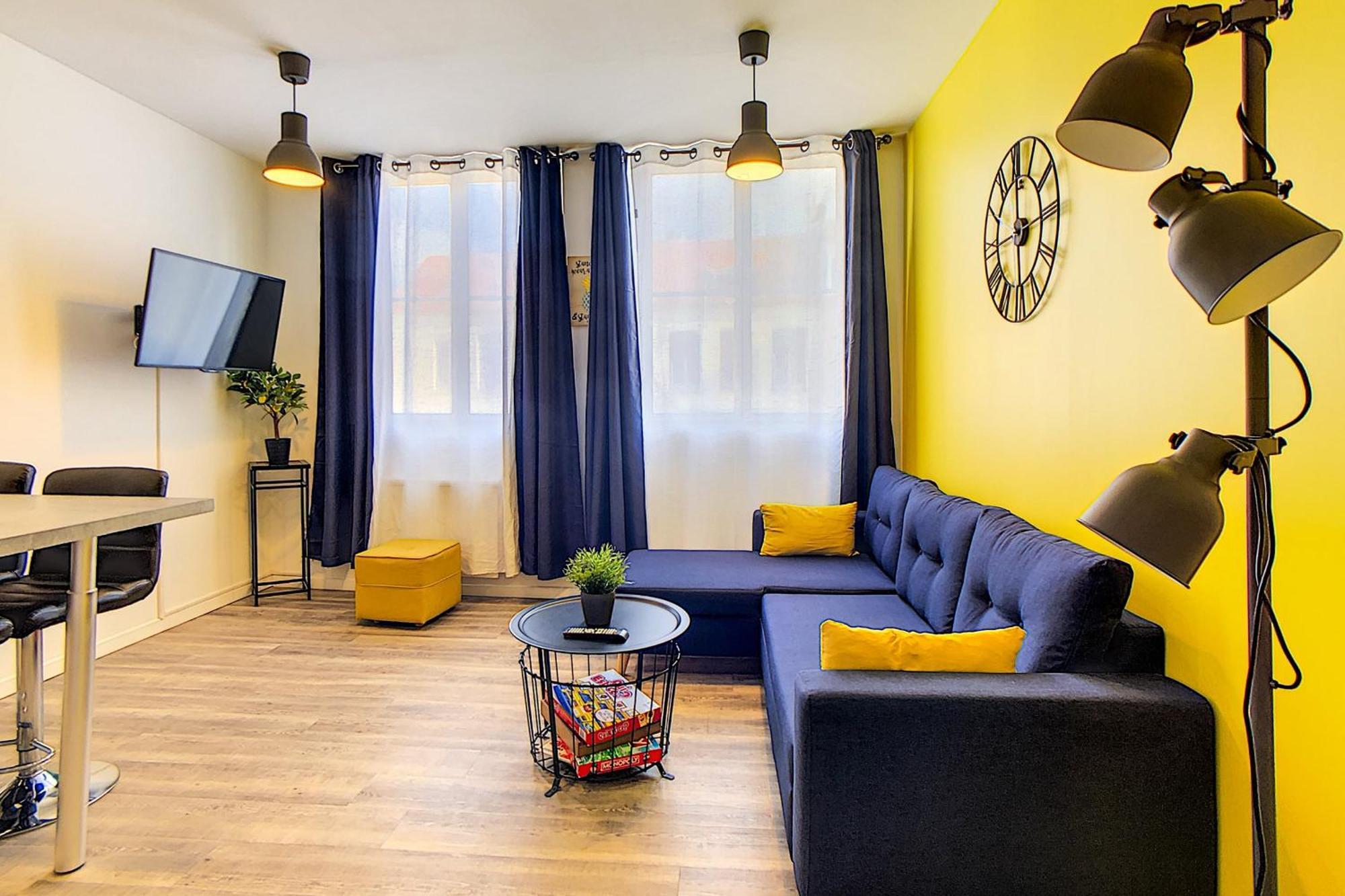 Appartement - Parking Prive Gratuit, Proche Centre-Ville Et Gare De Saint-Omer Saint-Omer (Pas-de-Calais) Ngoại thất bức ảnh