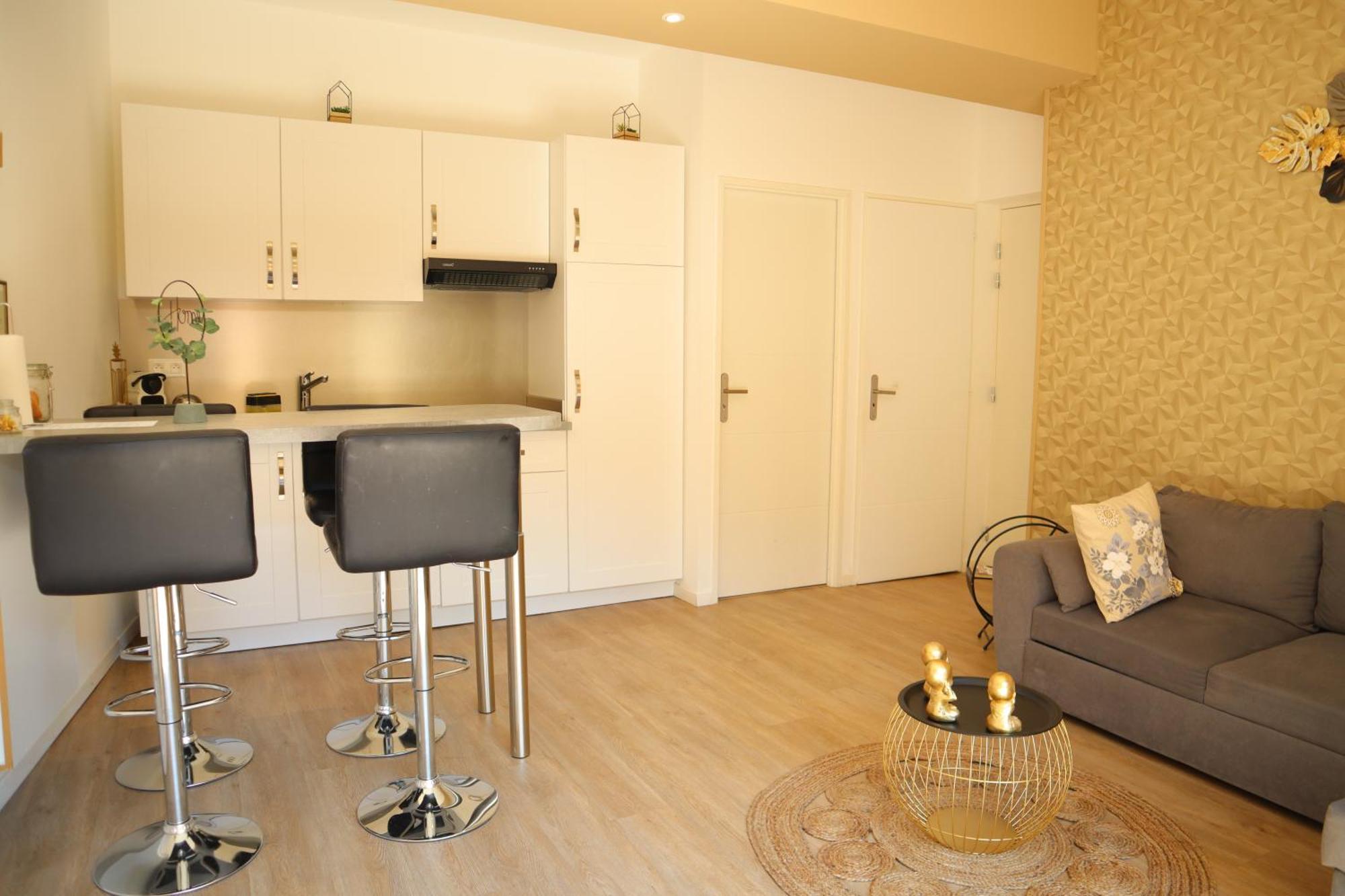 Appartement - Parking Prive Gratuit, Proche Centre-Ville Et Gare De Saint-Omer Saint-Omer (Pas-de-Calais) Ngoại thất bức ảnh