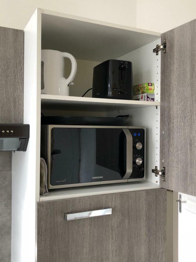 Appartement - Parking Prive Gratuit, Proche Centre-Ville Et Gare De Saint-Omer Saint-Omer (Pas-de-Calais) Ngoại thất bức ảnh